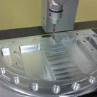 Kontrola kvaliteta precizno obrađenog aluminijumskog dela pomoću 3D merne mašine